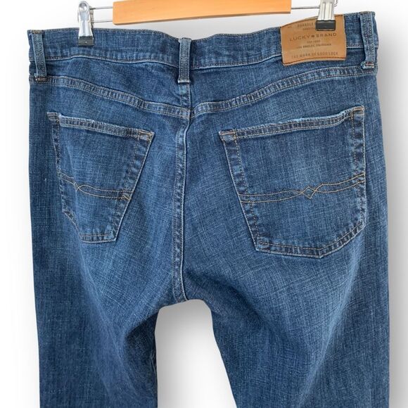 Lucky Brand 221 Straight Comfort Flex Men's Jeans size 36 x 30 - Picture 7 of 14